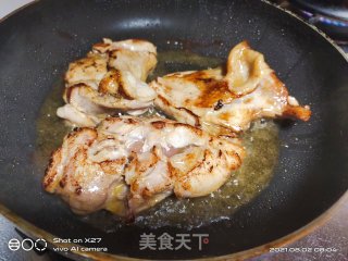 红烧鸡肉的做法步骤：3