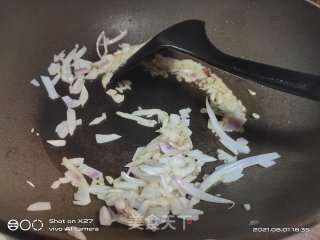 嫩姜烧腊鸭的做法步骤：3
