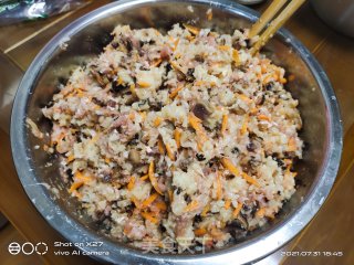 香菇肉末烧麦的做法步骤：5
