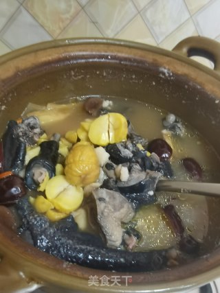 乌鸡板栗汤的做法步骤：15