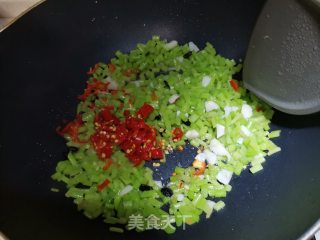 豆豉辣椒炒苋菜梗的做法步骤：5