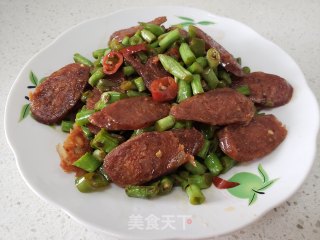 豇豆炒腊肠的做法步骤：5