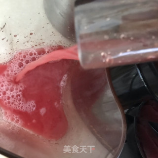 冰爽西瓜汁的做法步骤：4
