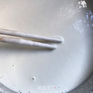 时令花椒叶煎饼的做法步骤：1