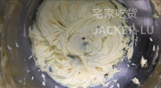 清香柠檬挞，柠檬清爽，奶油香甜，酥松挞皮，适合夏天的小甜品。的做法步骤：2
