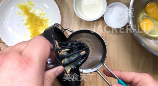清香柠檬挞，柠檬清爽，奶油香甜，酥松挞皮，适合夏天的小甜品。的做法步骤：17