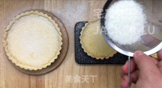 清香柠檬挞，柠檬清爽，奶油香甜，酥松挞皮，适合夏天的小甜品。的做法步骤：24