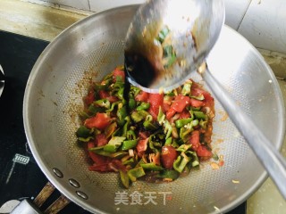 鸡蛋西红柿手擀面的做法步骤：6