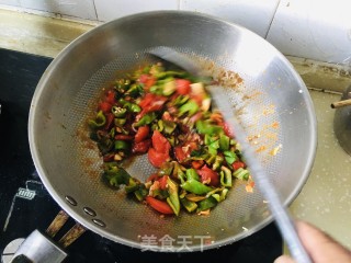 鸡蛋西红柿手擀面的做法步骤：7
