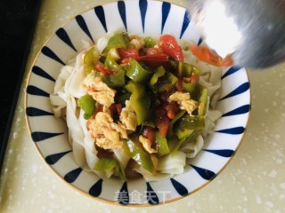 鸡蛋西红柿手擀面的做法步骤：13