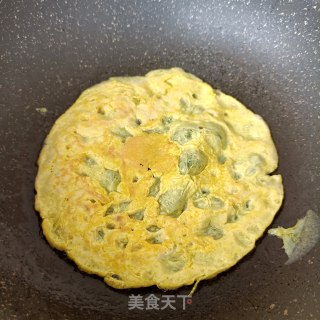 “鸡蛋”蛋皮拌绿豆芽的做法步骤：9