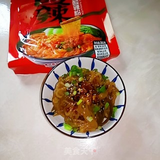 海带丝拌酸辣粉的做法步骤：6
