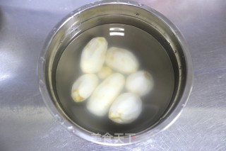 清香软糯的腔骨芋头汤的做法步骤：6