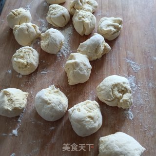 “鸡蛋”奶香鸡蛋馒头的做法步骤：12
