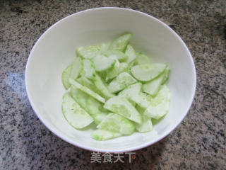 黄瓜拌小素鸡的做法步骤：5