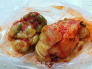 韭菜花榨菜丝炒肉的做法步骤：1