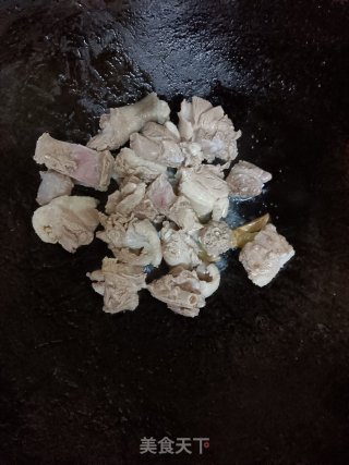 酱油焗鹅肉的做法步骤：4