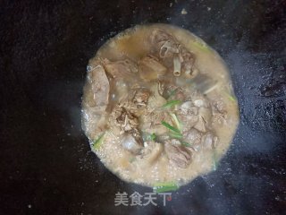 酱油焗鹅肉的做法步骤：6