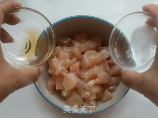 咖喱鸡肉彩色酥饼的做法步骤：3