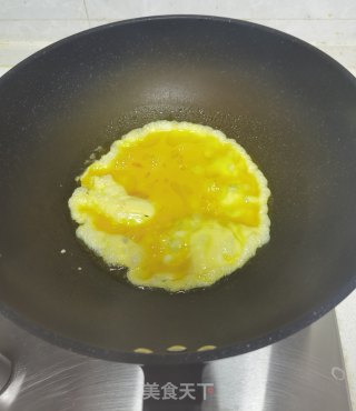 黄瓜鸡蛋炒香干的做法步骤：5