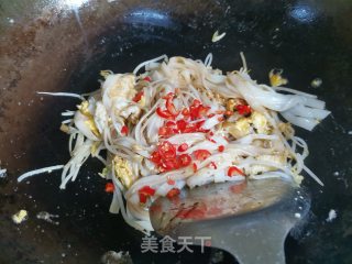 蛋炒粉的做法步骤：7