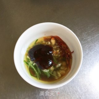 蛋皮拌豆芽的做法步骤：5
