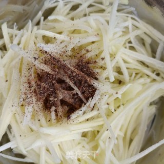 “鸡蛋”烤土豆鸟巢蛋的做法步骤：4