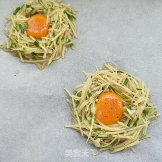“鸡蛋”烤土豆鸟巢蛋的做法步骤：12