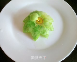 香瓜盅果盘的做法步骤：7