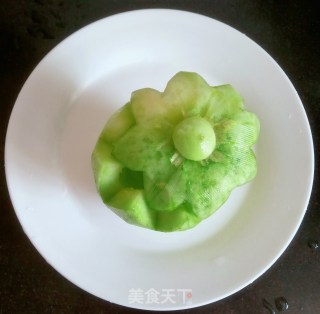 香瓜盅果盘的做法步骤：8