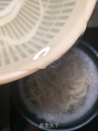圆葱牛肉盖浇面的做法步骤：11