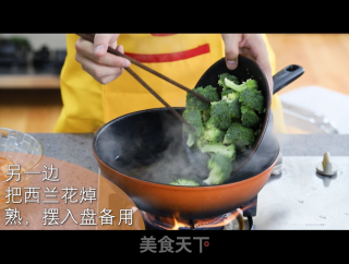 照烧鸡腿的做法步骤：3