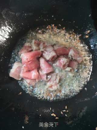 孜然牛肉炒圆葱的做法步骤：5