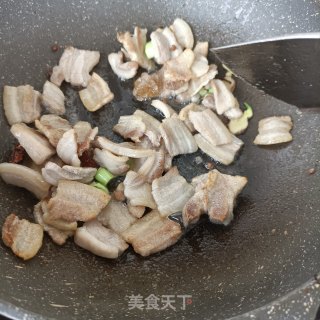 酸包菜烧肉片的做法步骤：11