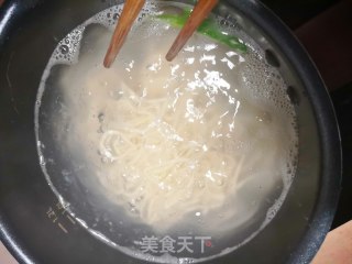 阳春面的做法步骤：13