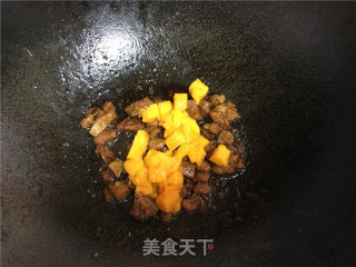 芒果牛肉粒的做法步骤：4