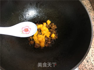芒果牛肉粒的做法步骤：5
