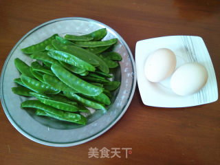 鸡蛋炒荷兰豆的做法步骤：1