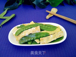 鸡蛋炒荷兰豆的做法步骤：8