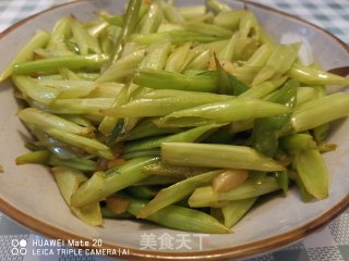 辣炒通心菜梗的做法步骤：6