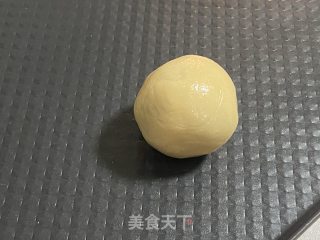 广式月饼之万能饼皮配方，馅料随意搭配，一看就会！的做法步骤：8