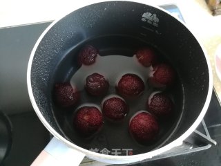 杨梅葡萄冰饮的做法步骤：1