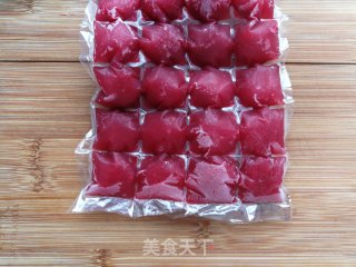 杨梅葡萄冰饮的做法步骤：2