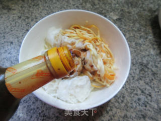 茭白黄金针菇拌面藕的做法步骤：7