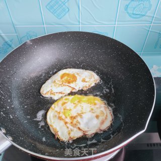 煎蛋牛肉面的做法步骤：5