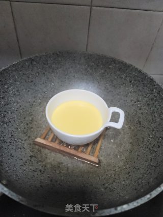 爱心大虾蒸蛋的做法步骤：8