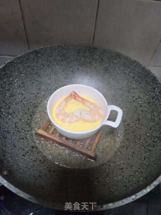 爱心大虾蒸蛋的做法步骤：10