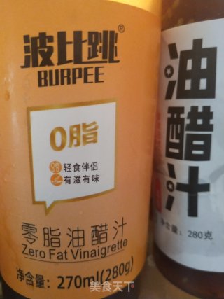油醋汁拌黄瓜块的做法步骤：2
