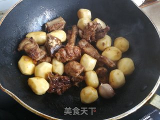 排骨炖小土豆的做法步骤：4
