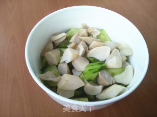 杏鲍菇拌黄瓜的做法步骤：8